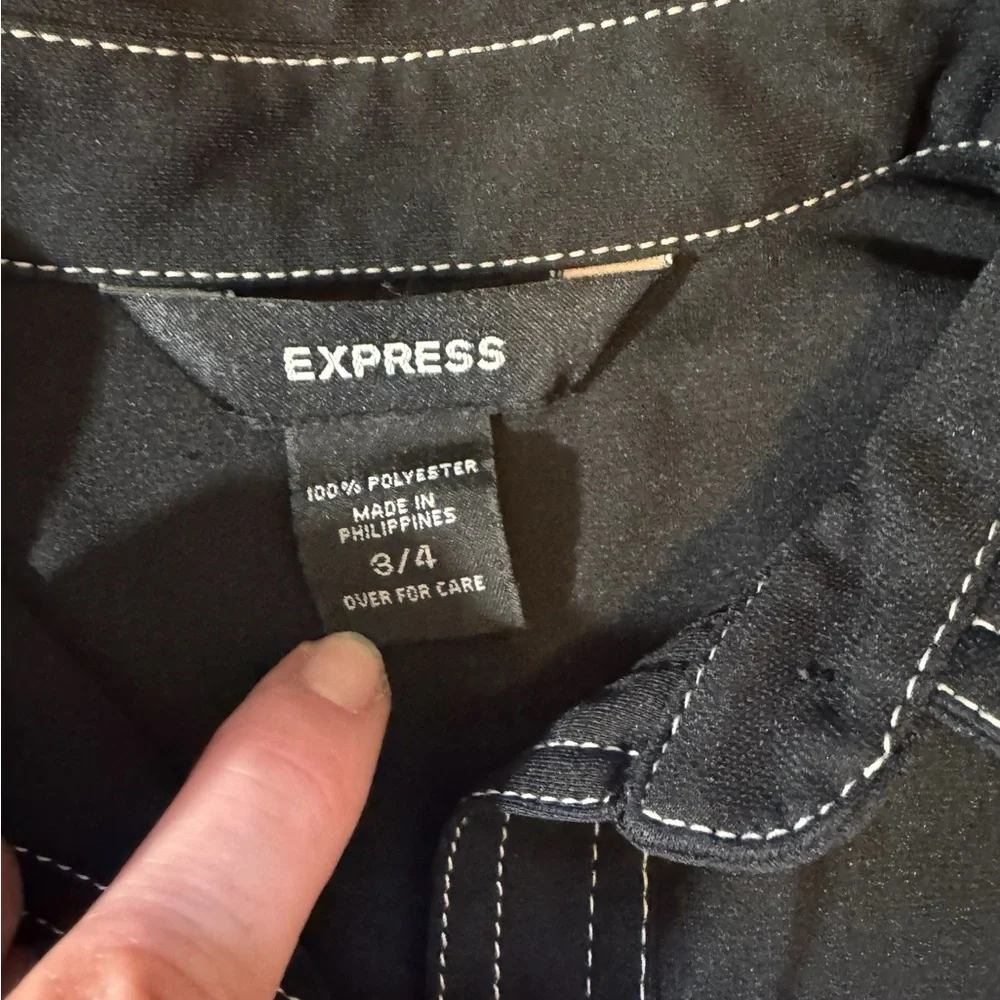 Express Dress - Picture 4 of 8